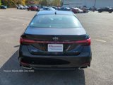 Used 2021 Toyota Avalon XLE w/ Moonroof Package image 5