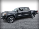 Used 2019 Toyota Tacoma TRD Off-Road w/ Technology Package image 3