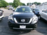 Used 2017 Nissan Pathfinder S image 3