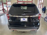 Used 2017 Ford Explorer XLT w/ Equipment Group 202A image 6