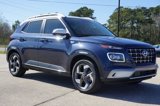 Used 2025 Hyundai Venue Limited image 2
