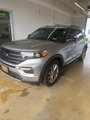 Used 2021 Ford Explorer XLT w/ Equipment Group 202A image 2