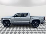 Used 2024 Toyota Tacoma TRD Sport image 2