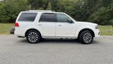Used 2015 Lincoln Navigator 2WD image 6
