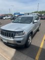 Used 2011 Jeep Grand Cherokee Laredo image 2