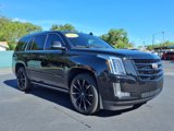 Used 2017 Cadillac Escalade Premium Luxury image 3