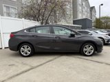 Used 2017 Chevrolet Cruze LT w/ Convenience Package image 2