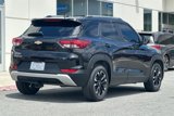 Used 2021 Chevrolet TrailBlazer LT w/ Sun and Liftgate Package image 3