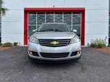 Used 2017 Chevrolet Traverse LT image 2