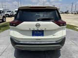 Used 2023 Nissan Rogue SV image 5