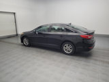 Used 2017 Hyundai Sonata SE image 3