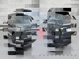Used 2016 Land Rover Range Rover HSE image 5