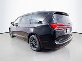 New 2025 Chrysler Pacifica Select w/ Uconnect Theater Family Group image 5