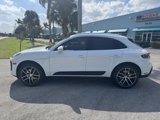 Used 2023 Porsche Macan image 6