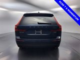 Used 2020 Volvo XC60 T5 Momentum image 4