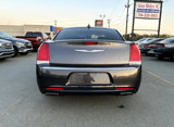 Used 2017 Chrysler 300 C image 5