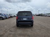Used 2017 Dodge Grand Caravan SXT w/ Driver Convenience Group image 4