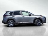 Used 2024 Nissan Rogue SV image 3