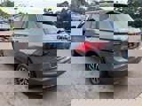 Used 2019 Volkswagen Tiguan SE w/ Panoramic Sunroof Package image 5