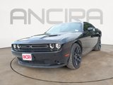 Used 2018 Dodge Challenger SXT image 5
