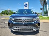 Certified 2022 Volkswagen Taos SE image 3