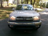 Used 2000 Toyota 4Runner SR5 image 2