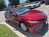 Used 2020 Toyota Camry XLE image 5