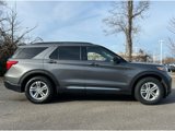 Used 2023 Ford Explorer XLT w/ Equipment Group 202A image 3