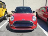 Used 2017 MINI Cooper 4-Door Hardtop image 2