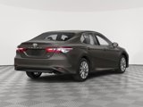 Used 2018 Toyota Camry LE image 2