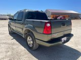 Used 2004 Ford Explorer Sport Trac XLT image 2