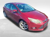 Used 2014 Ford Focus SE w/ SE Winter Package image 4