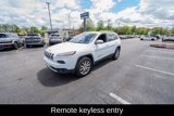 Used 2018 Jeep Cherokee Limited image 3