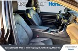 Used 2023 Toyota Camry SE image 6
