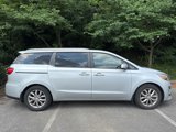 Used 2019 Kia Sedona EX image 2