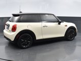 Used 2018 MINI Cooper 2-Door Hardtop image 4
