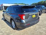 Used 2020 Ford Explorer XLT image 3