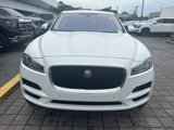 Used 2019 Jaguar F-PACE image 3