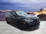 Used 2022 Volkswagen Tiguan SE R-Line image 4