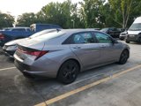 Used 2021 Hyundai Elantra SEL image 4