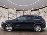 Used 2018 Jeep Cherokee Limited image 2