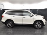 Used 2017 Honda Pilot Touring image 3