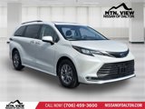 Used 2024 Toyota Sienna XLE image 2