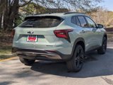 New 2025 Chevrolet Trax ACTIV w/ Sunroof Package image 2