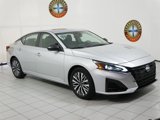 Used 2024 Nissan Altima 2.5 SV image 4