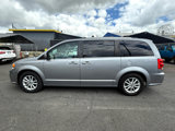 Used 2019 Dodge Grand Caravan SXT image 2