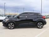 Used 2020 Nissan Kicks SV image 2