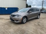 Used 2017 Chrysler Pacifica Touring-L Plus image 5