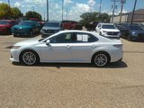 Used 2019 Toyota Camry XLE image 2
