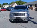 Used 2017 Jeep Grand Cherokee Overland w/ Jeep Active Safety Group image 2